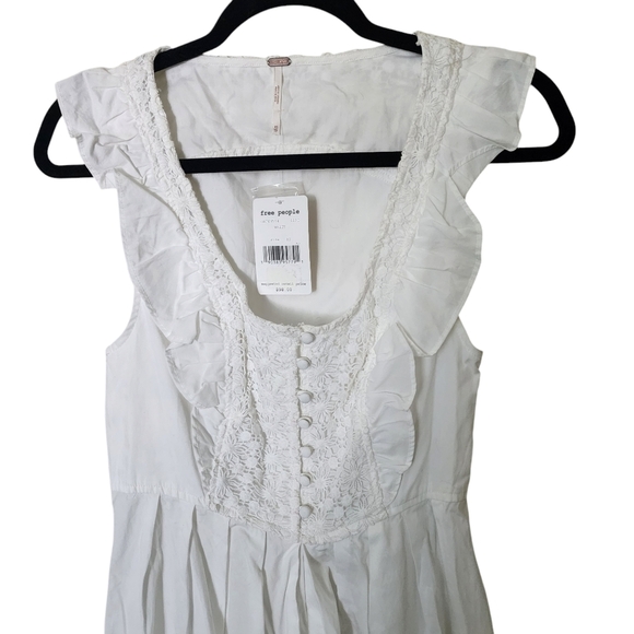 NWT Free People Half Moon Minidress White Lace Button‑Front Size XS - Picture 3 of 7